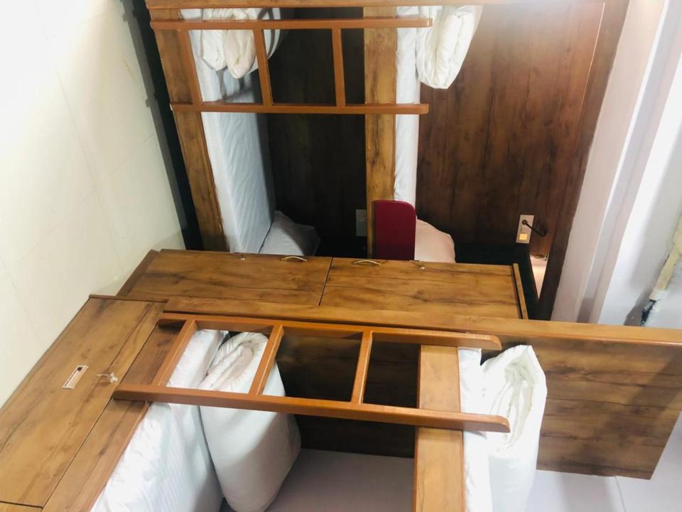 Everest Stays Rooms And Dormitory 뭄바이 외부 사진
