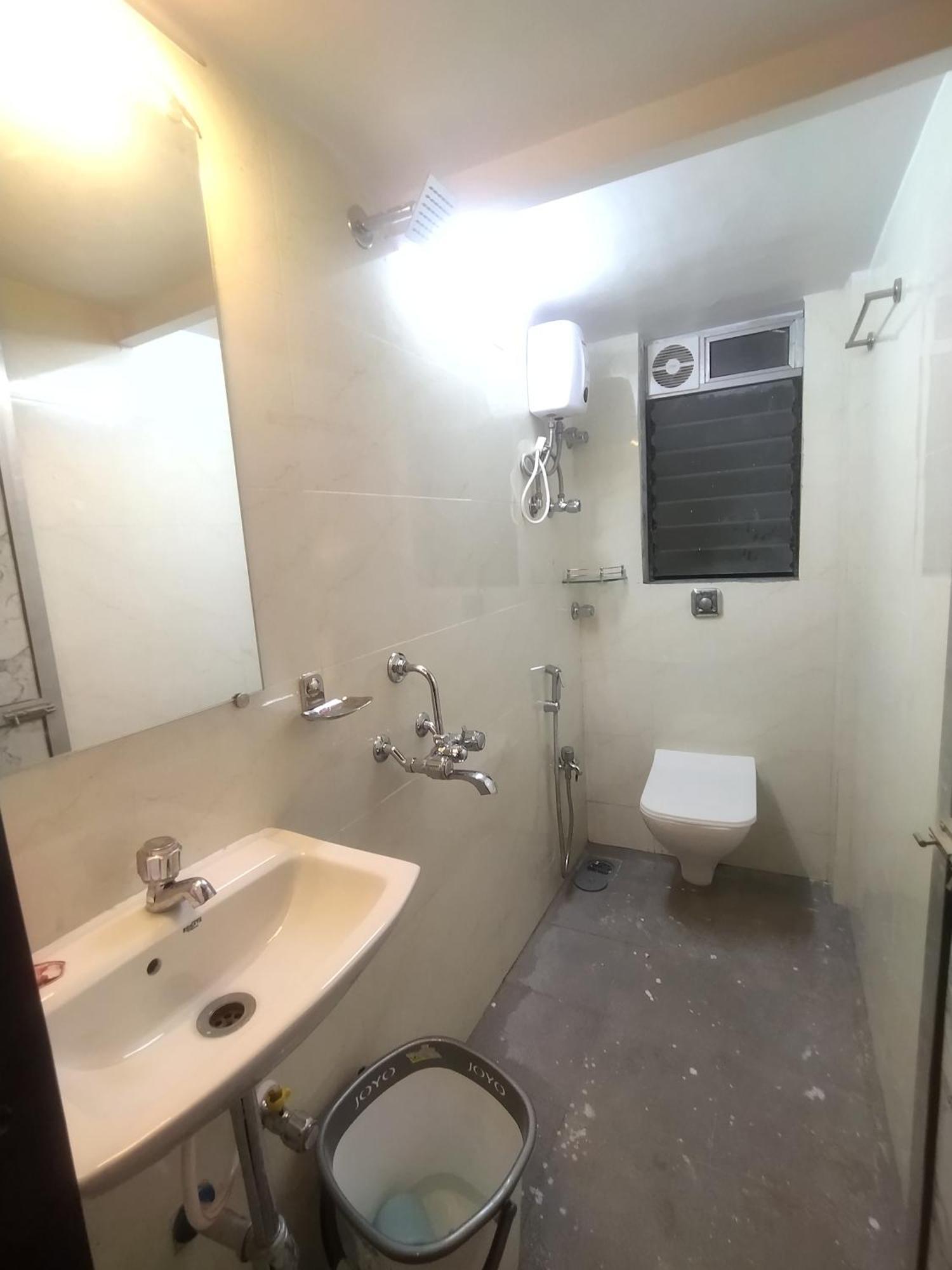 Everest Stays Rooms And Dormitory 뭄바이 외부 사진