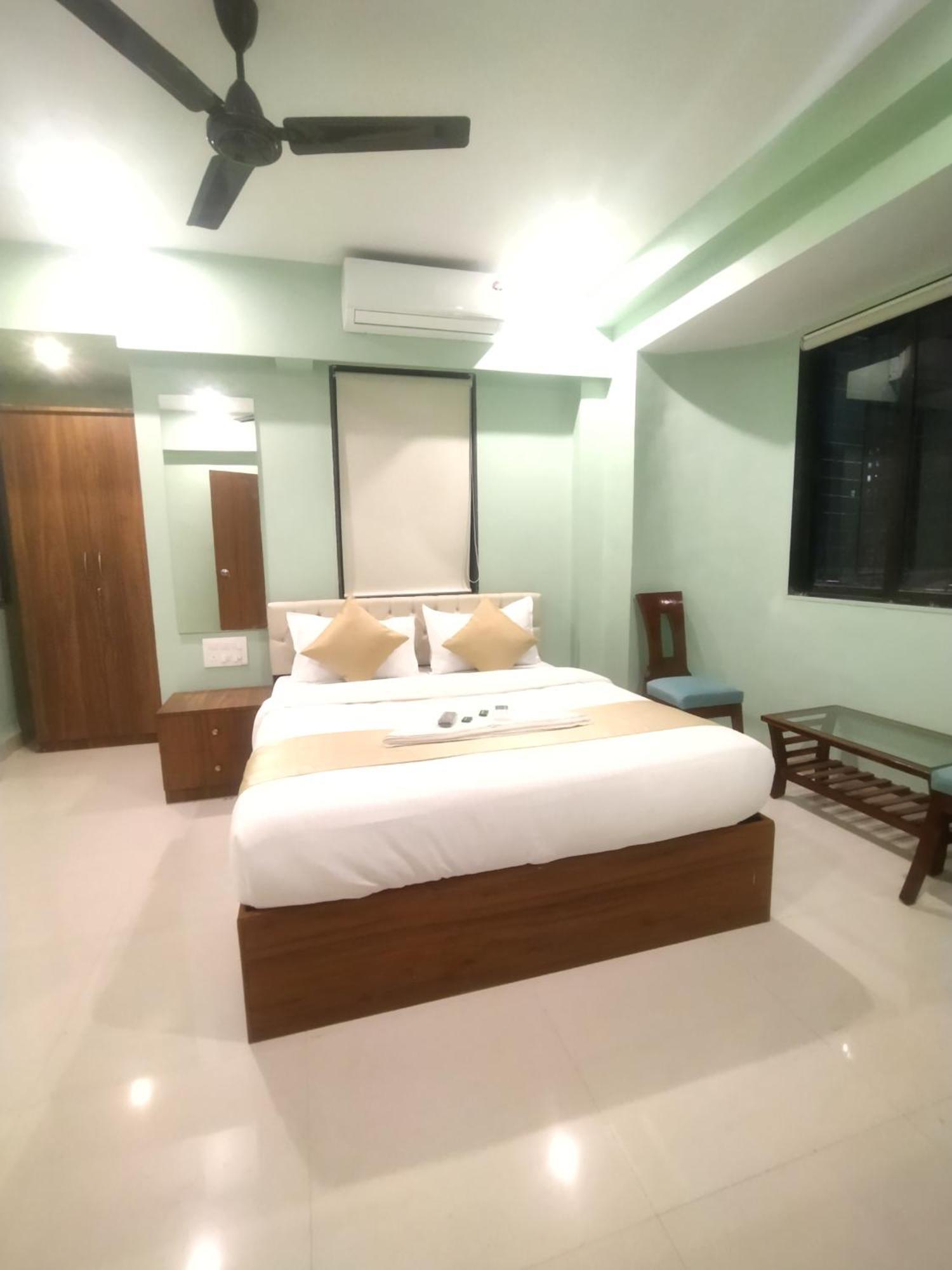 Everest Stays Rooms And Dormitory 뭄바이 외부 사진