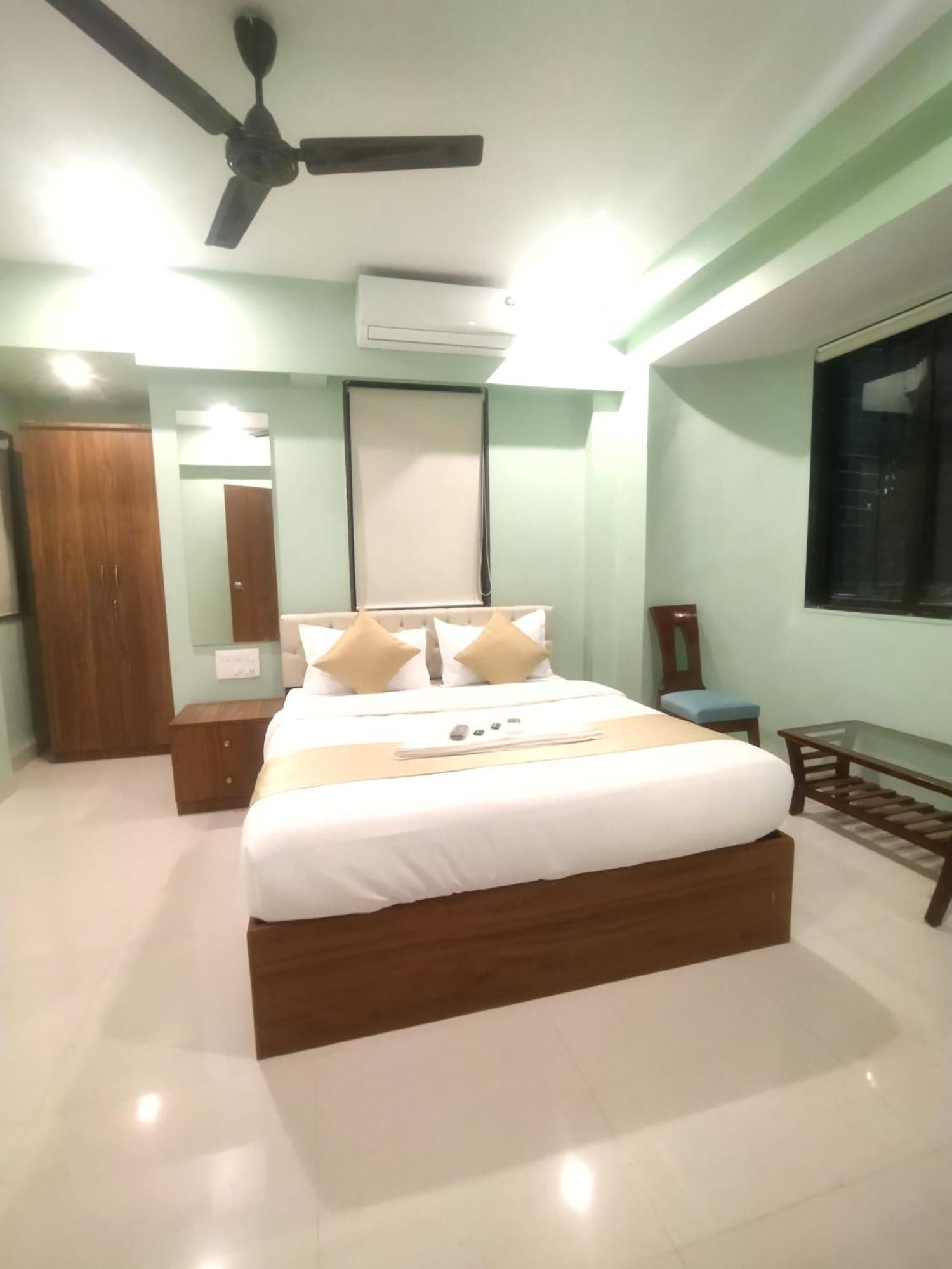 Everest Stays Rooms And Dormitory 뭄바이 외부 사진