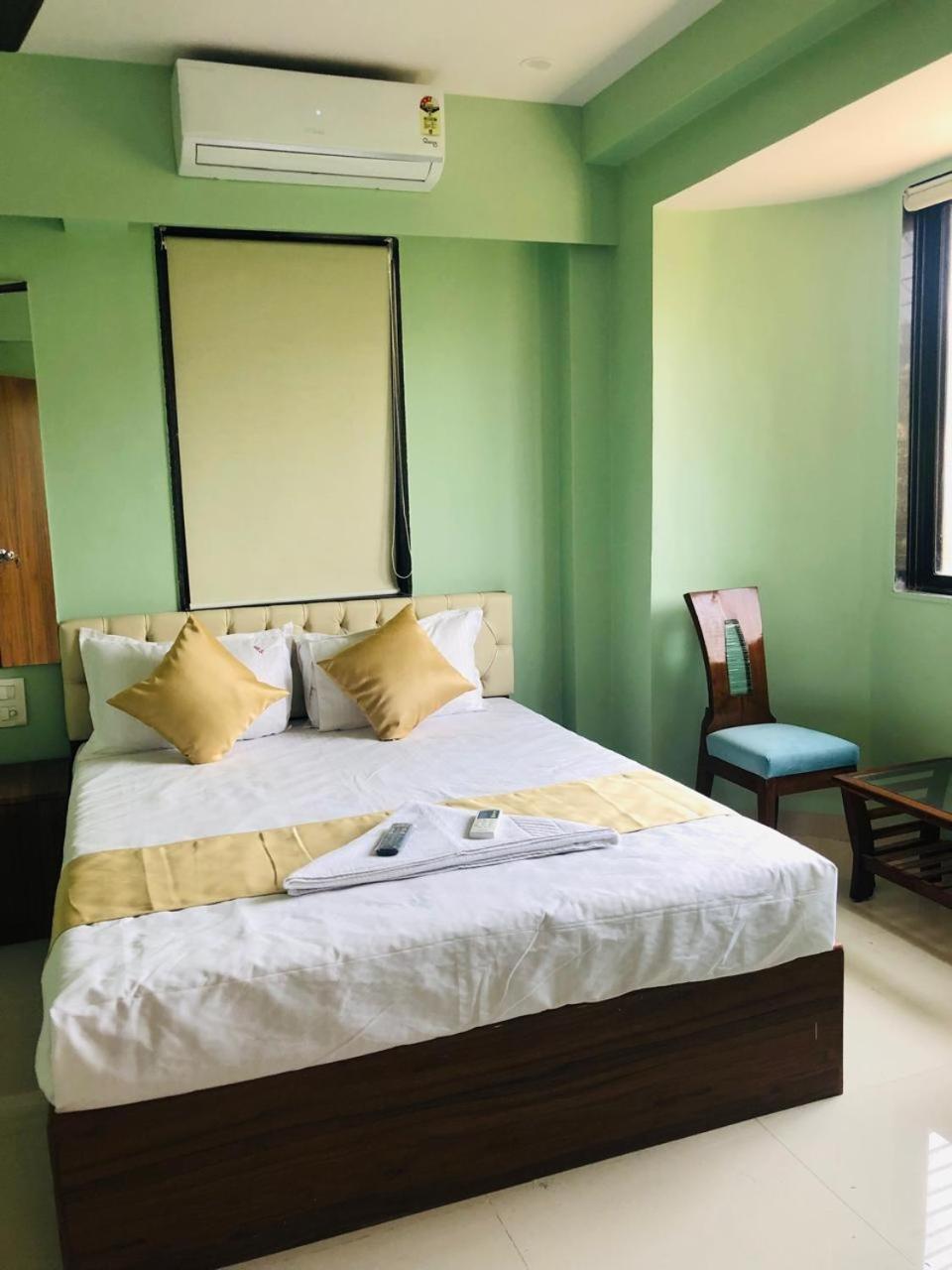 Everest Stays Rooms And Dormitory 뭄바이 외부 사진